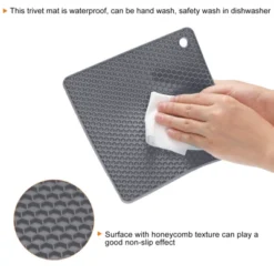 Unique Bargains Silicone Trivet Mats 2pcs Square Heat Resistant Non-Slip Drying Mat For Kitchen Counter Table -Deep Gray -Kitchen Tools Shop GUEST 5a386be0 540d 476a a2f0 5e8d5f3ce598