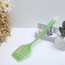Unique Bargains Silicone Slotted Heat Resistant Egg Pancake Spatulas And Turners Green Clear 1 Pc -Kitchen Tools Shop GUEST b0b43bb2 023c 4ce7 8c7a a5f29b727362