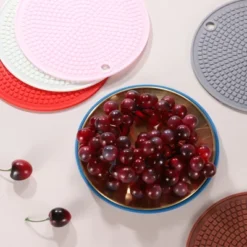 Unique Bargains Round Heat Resistant Silicone Trivet Mat With Hang Hole For Pots 2 Pcs -Kitchen Tools Shop GUEST bdfd4dce c0a4 4c0c a6cb 0f16ae8a2c27